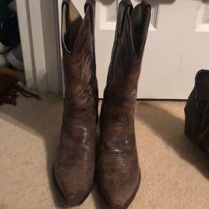 Justin cowgirl boots